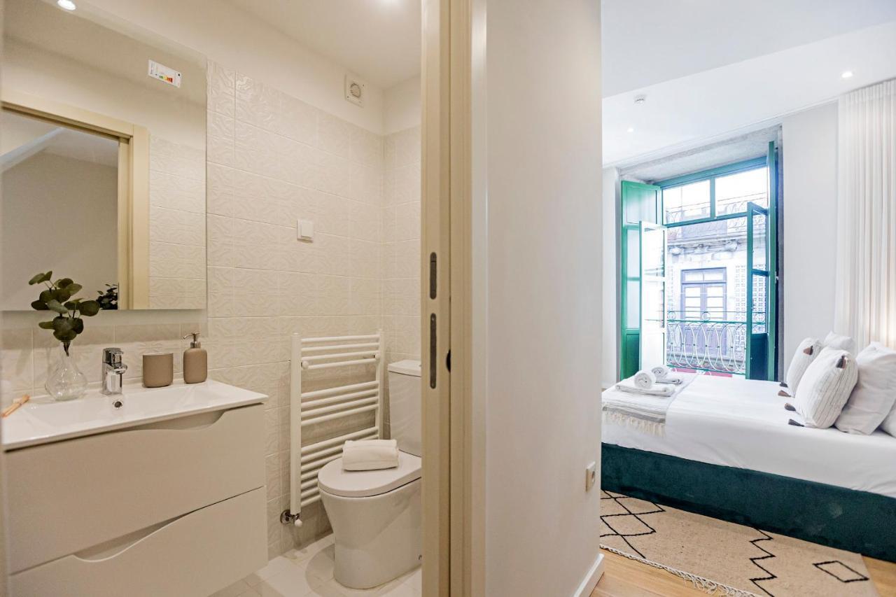 Brand New 4Br W/ 200Yrs Of History In Central Porto By Lovelystay Buitenkant foto