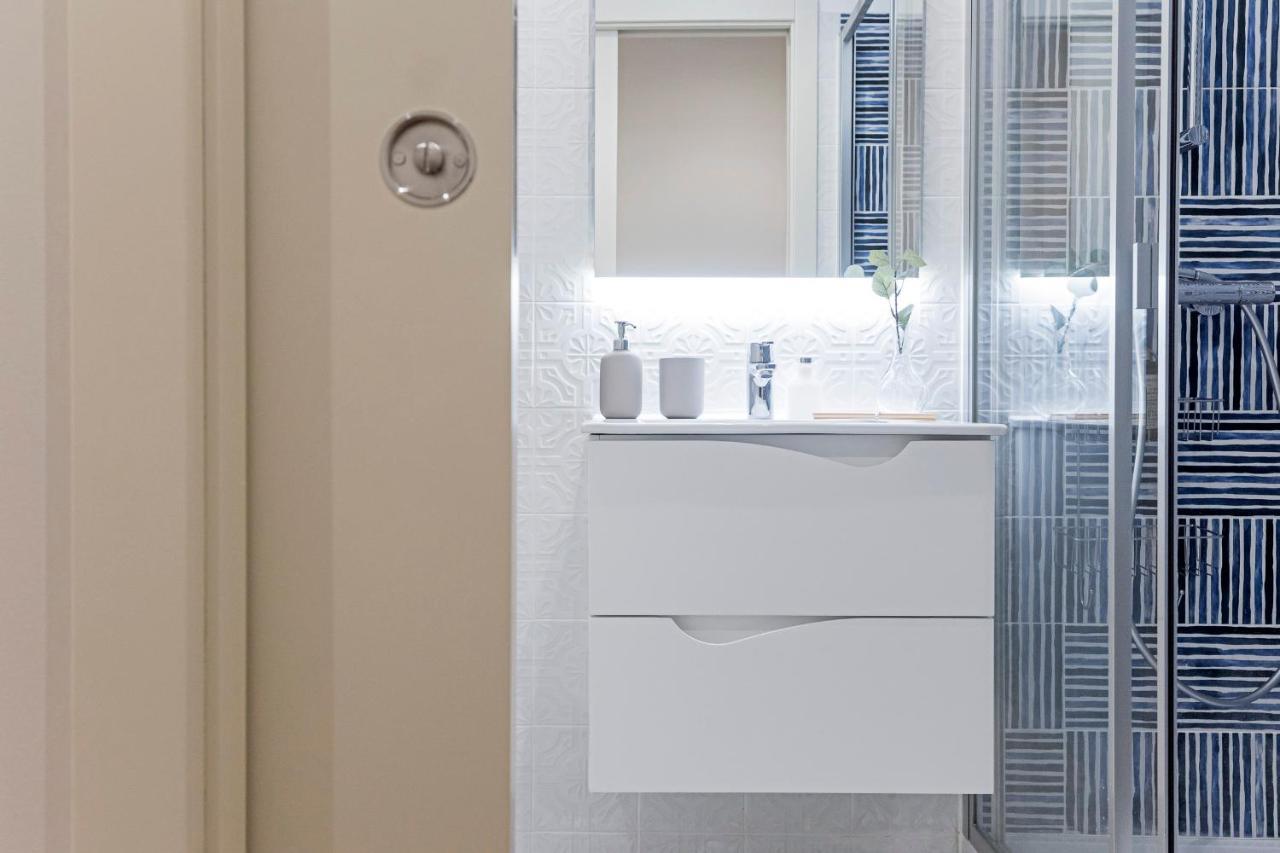 Brand New 4Br W/ 200Yrs Of History In Central Porto By Lovelystay Buitenkant foto