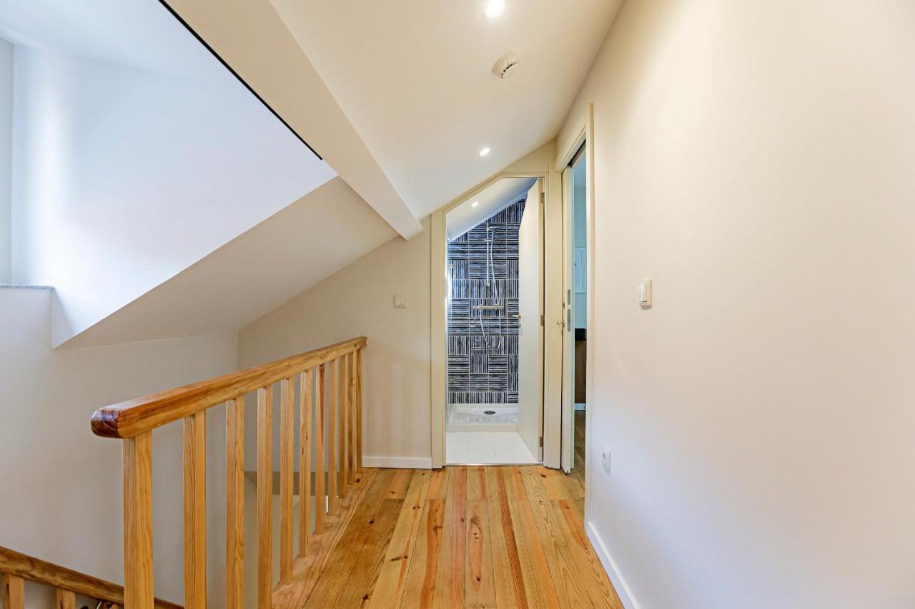 Brand New 4Br W/ 200Yrs Of History In Central Porto By Lovelystay Buitenkant foto