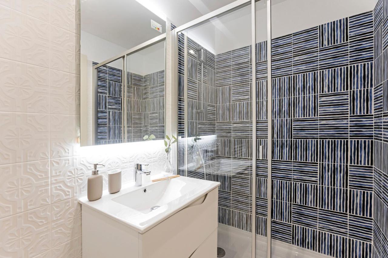 Brand New 4Br W/ 200Yrs Of History In Central Porto By Lovelystay Buitenkant foto