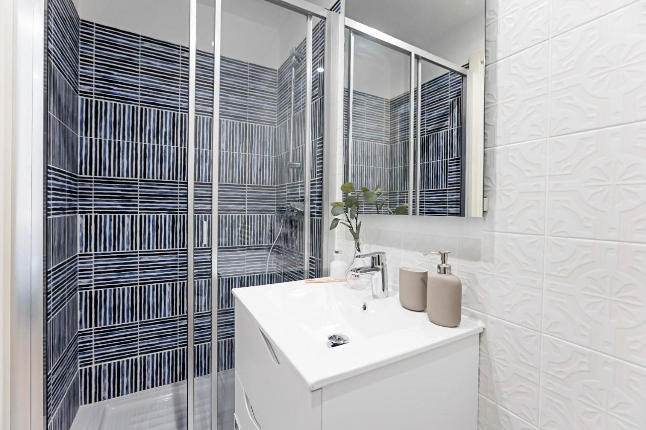 Brand New 4Br W/ 200Yrs Of History In Central Porto By Lovelystay Buitenkant foto